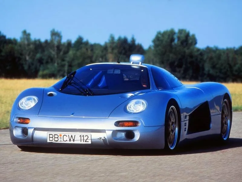 Isdera Commendatore 112i