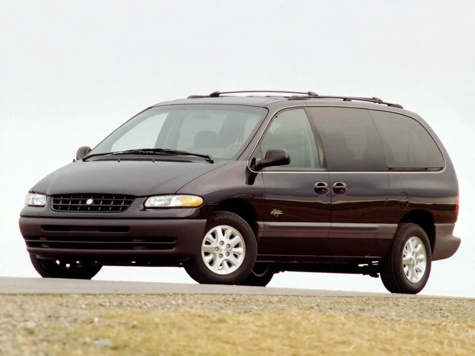 Plymouth Voyager