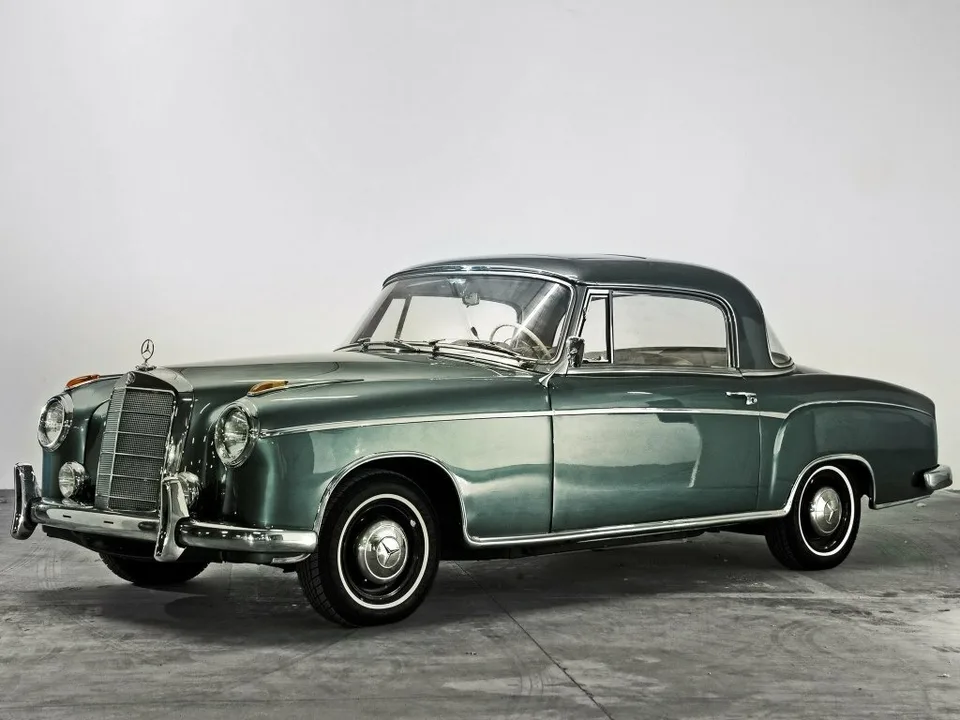 Mercedes-Benz W128