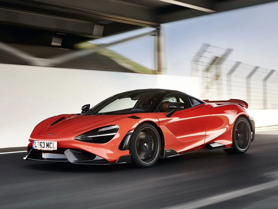 McLaren 765LT