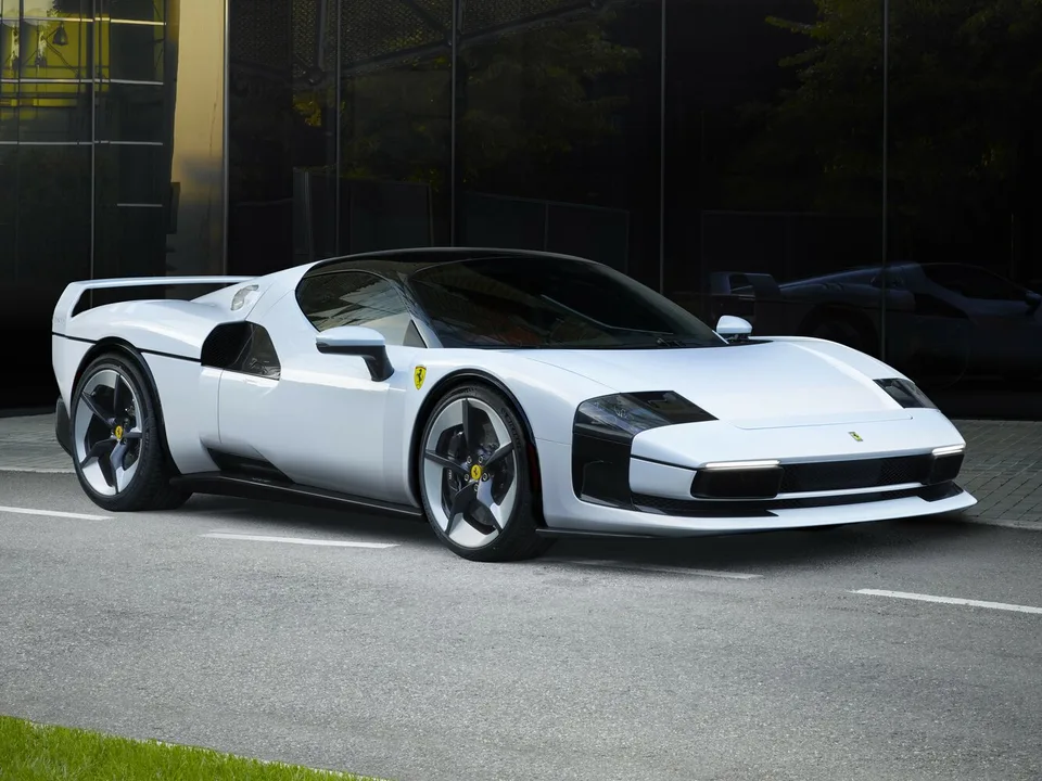 Ferrari SC40