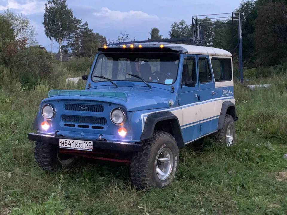 UAZ 3153