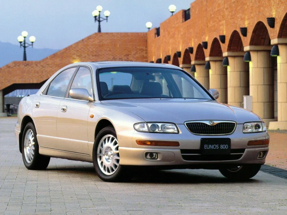Mazda Eunos 800