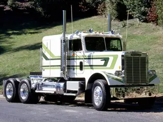 Freightliner Flc