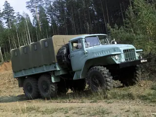Урал 375
