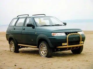 Lada Tarzan