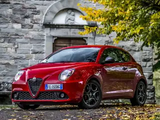 Alfa Romeo Mi-to