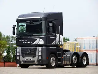 Renault Magnum