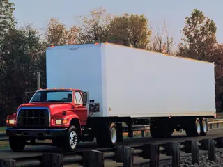 Ford F800