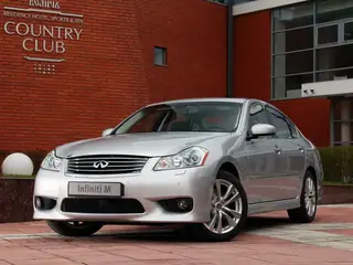 Infiniti M35