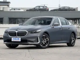 BMW 5 Series, 8 поколение, G68