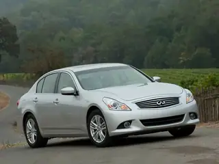 Infiniti G25