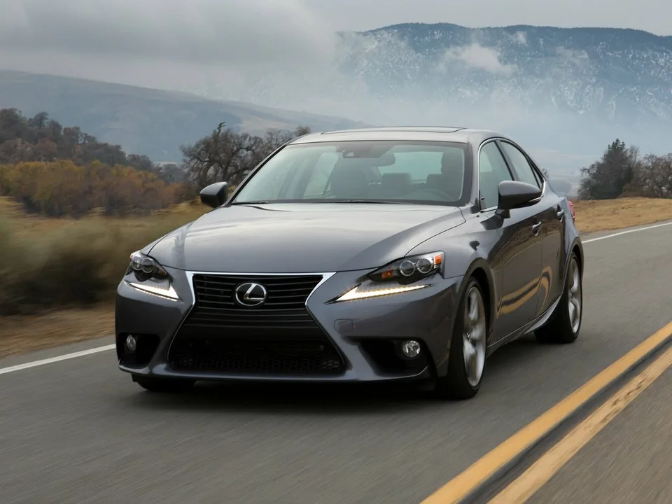 Lexus IS, III, Седан
