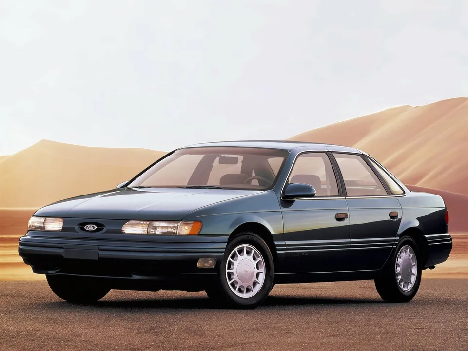 Ford Taurus, Generation 2, Sedan