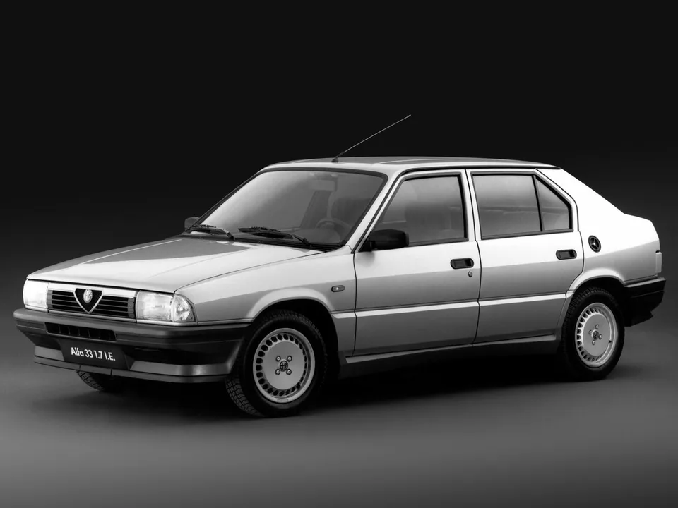 Alfa Romeo 33, I Рестайлинг, Sedan