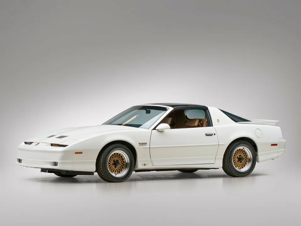 Pontiac Firebird, III, Купе