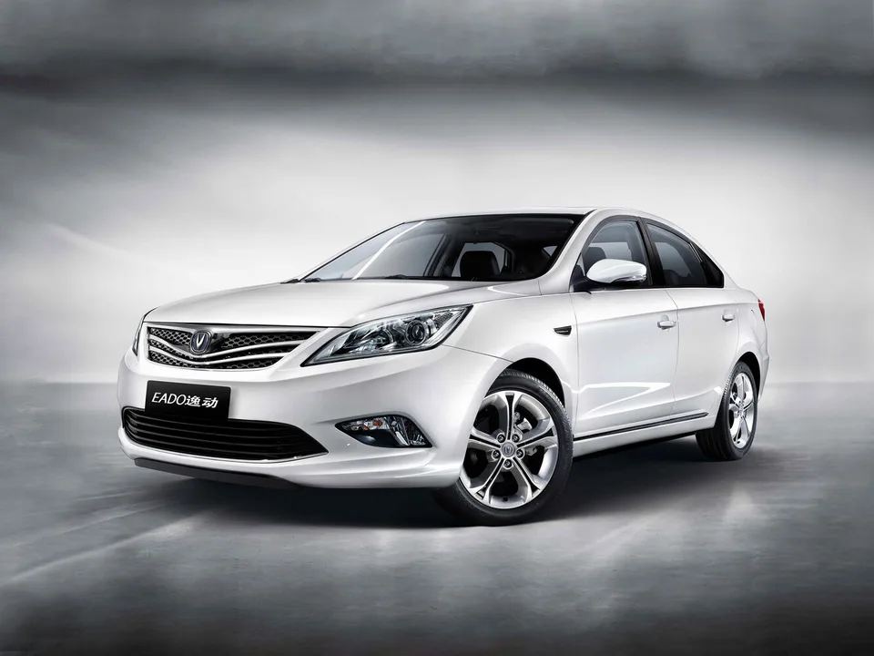 Changan Eado, Generation 1, Sedan