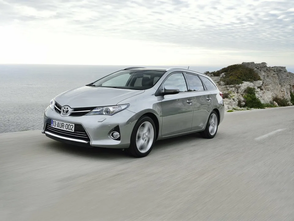 Toyota Auris, 2 поколение, E180, Универсал