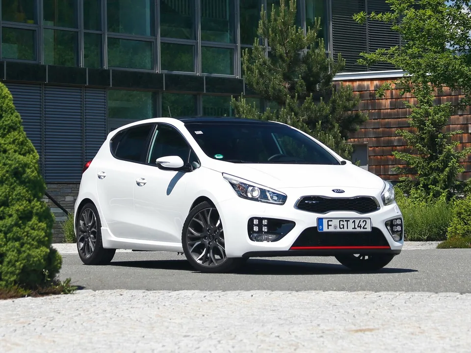 Kia Ceed GT, I, 5-door hatchback