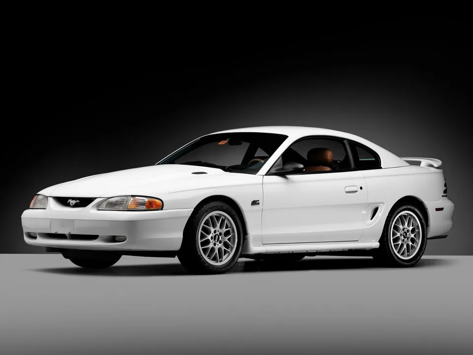 Ford Mustang, 4 поколение, SN-95, Купе