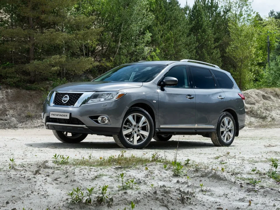 Nissan Pathfinder, 4 поколение, R52, Кроссовер / внедорожник