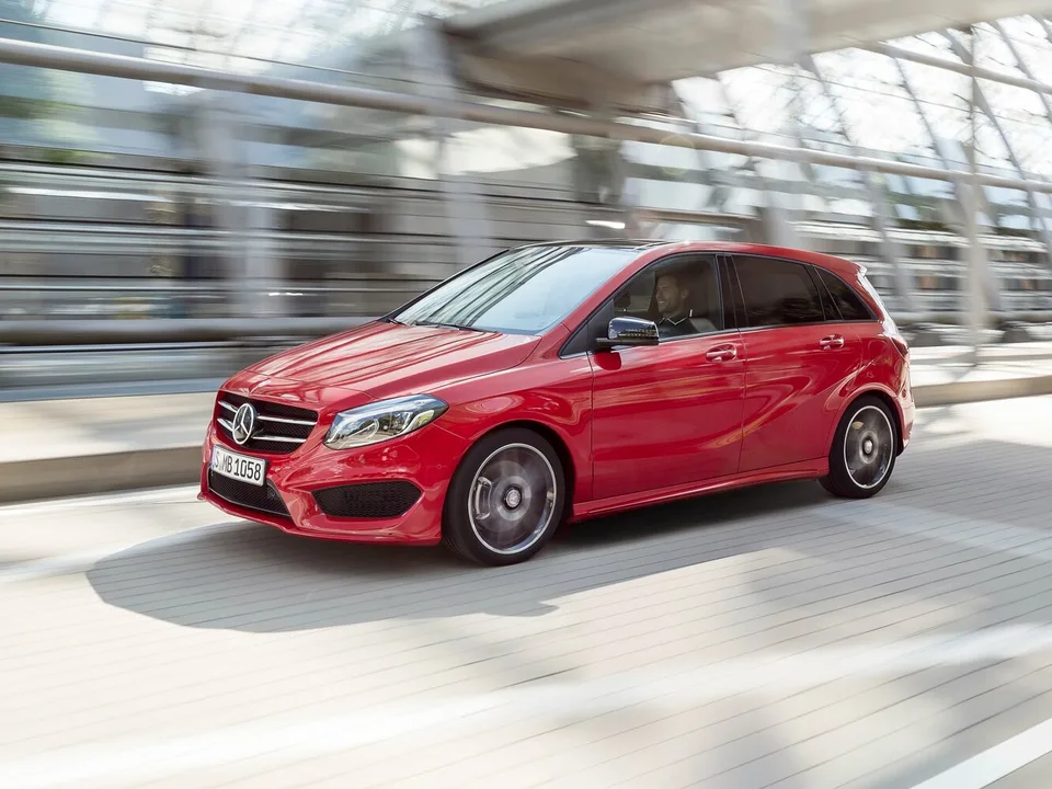 Mercedes-Benz B-Класс, II (W246) Рестайлинг, Хэтчбек, 5 дверей