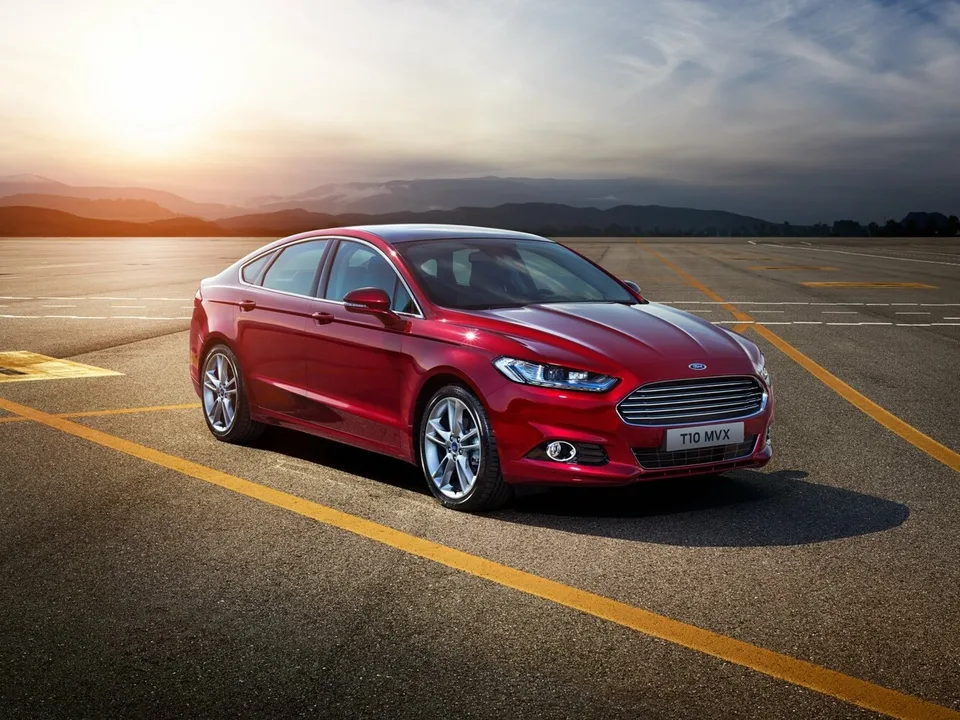 Ford Mondeo, Generation 5, 5, Liftback
