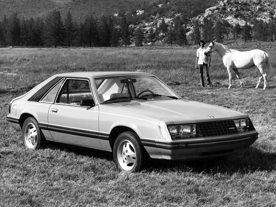 Ford Mustang, 3 поколение, Хэтчбек, 3 двери