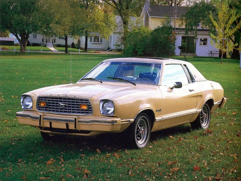 Ford Mustang, 2 поколение, Купе