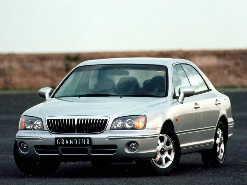 Hyundai Grandeur, 3 поколение, XG, Седан