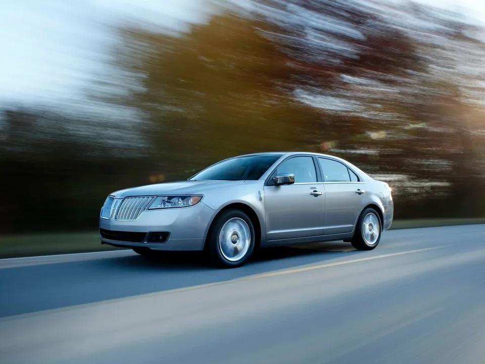 Lincoln MKZ, Generation 1, facelift, Sedan