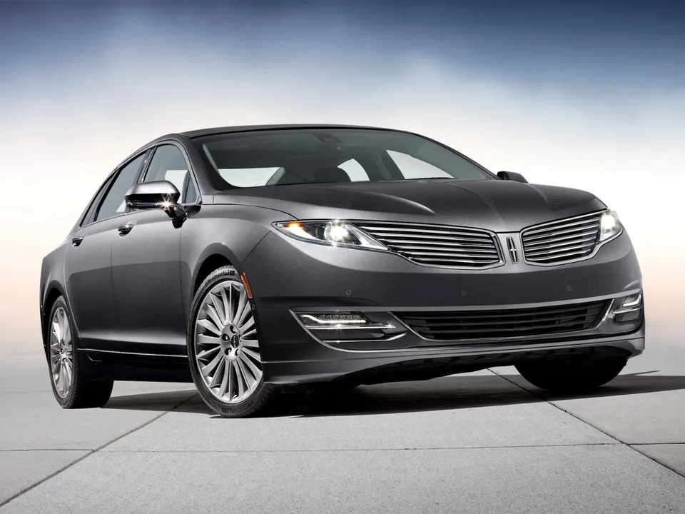 Lincoln MKZ, Generation 2, Sedan