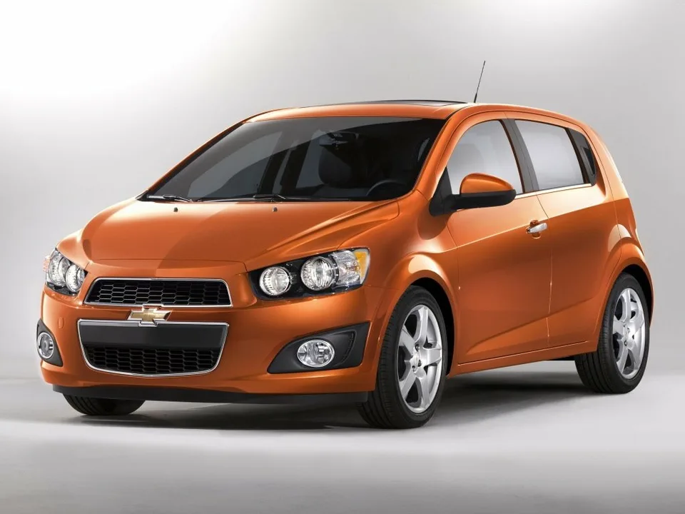 Chevrolet Sonic, Generation 1, T300, 5-door hatchback
