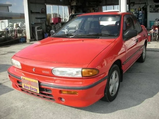 Isuzu Gemini, Generation 3, Sedan