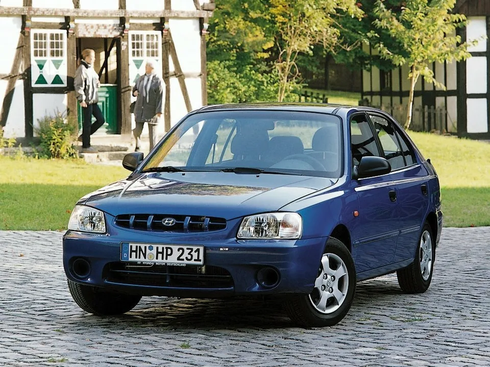 Hyundai Accent, Generation 2, LC, 5-door hatchback