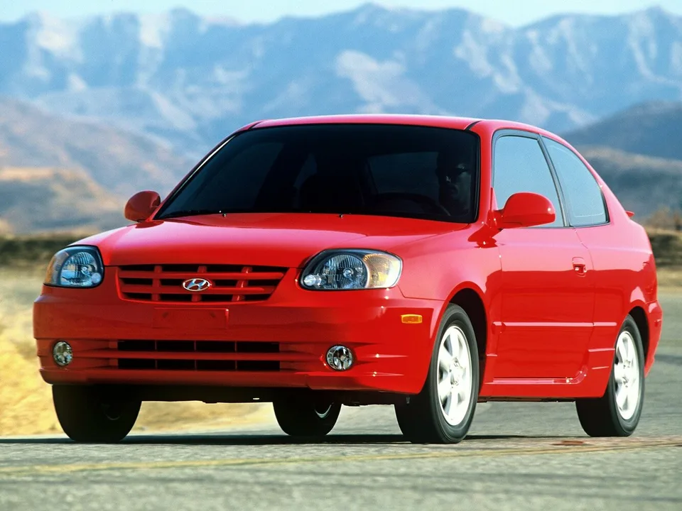 Hyundai Accent, Generation 2, LC2, facelift, 3-door hatchback