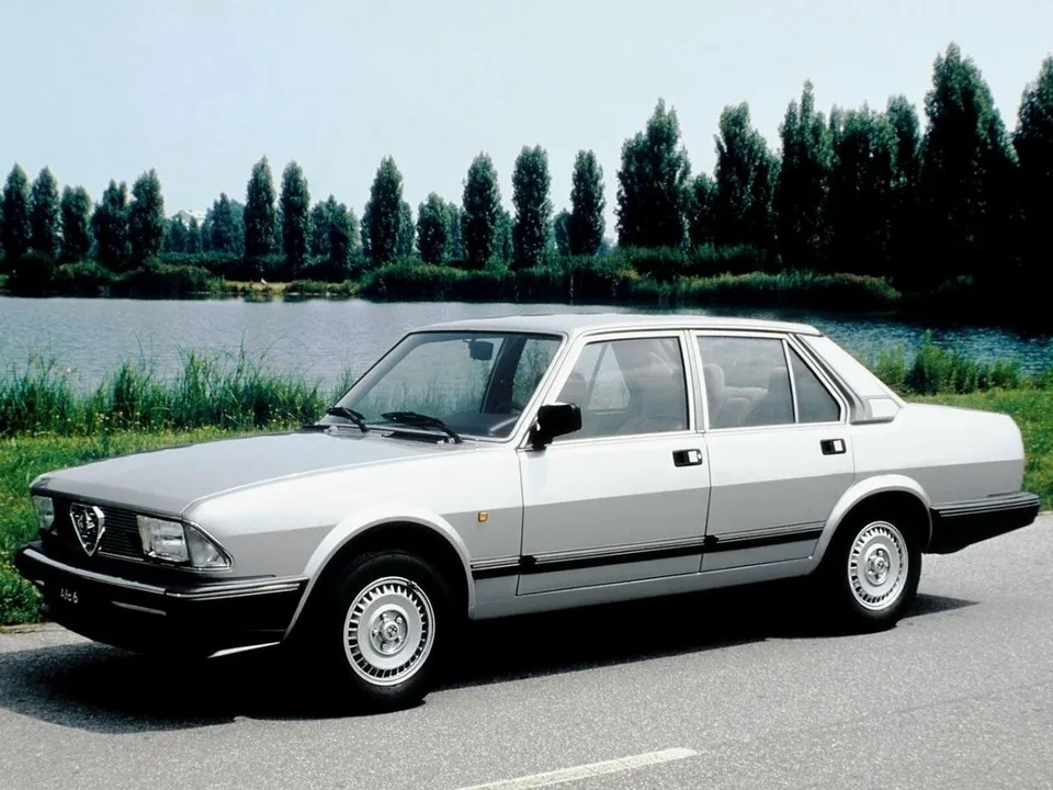 Alfa Romeo 6, , Sedan