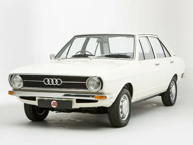 Audi 80, II (B1), Седан