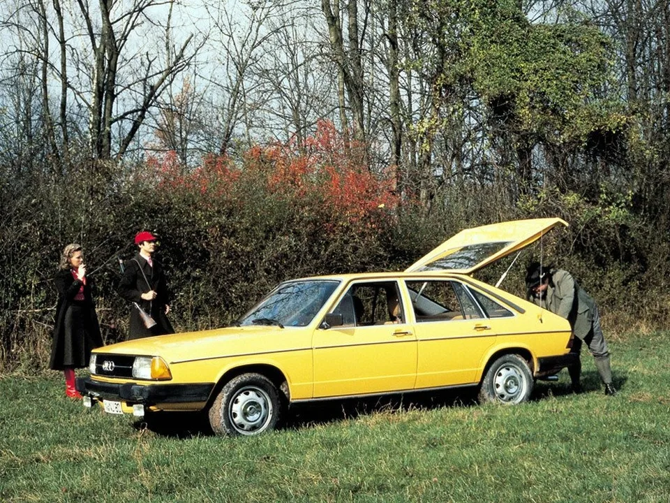 Audi 100, II (C2), Estate