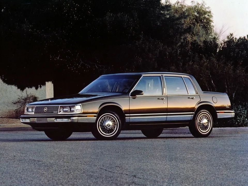 Buick Electra, VI, Sedan