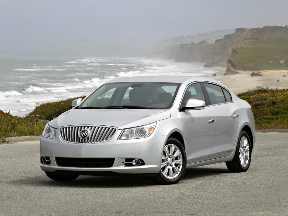 Buick LaCrosse, 2 поколение, Седан