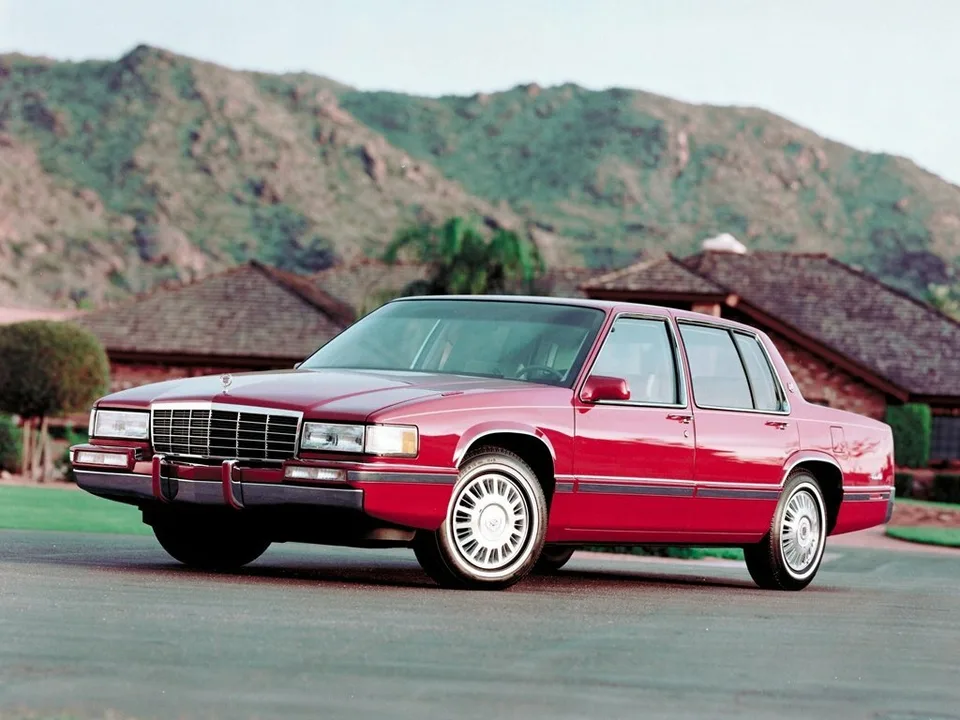 Cadillac DeVille, VI, Sedan
