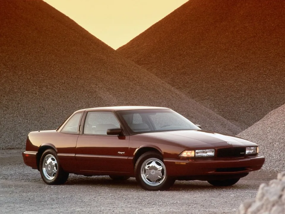 Buick Regal, Generation 3, Coupe