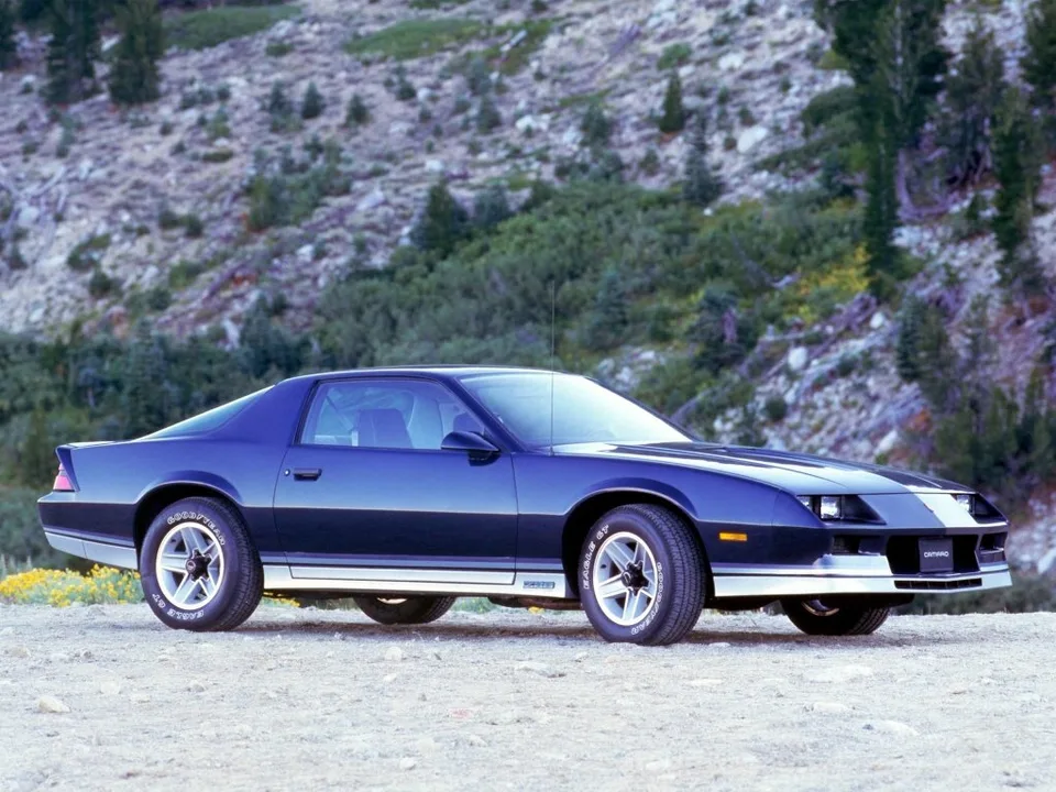 Chevrolet Camaro, III, Coupe