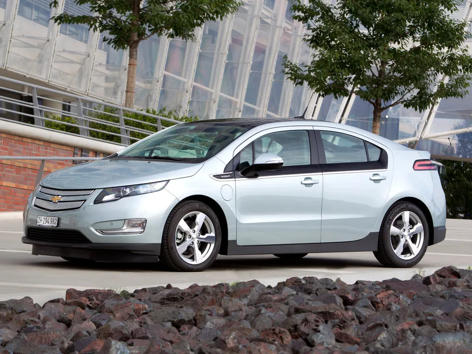Chevrolet Volt, I, 5-door hatchback
