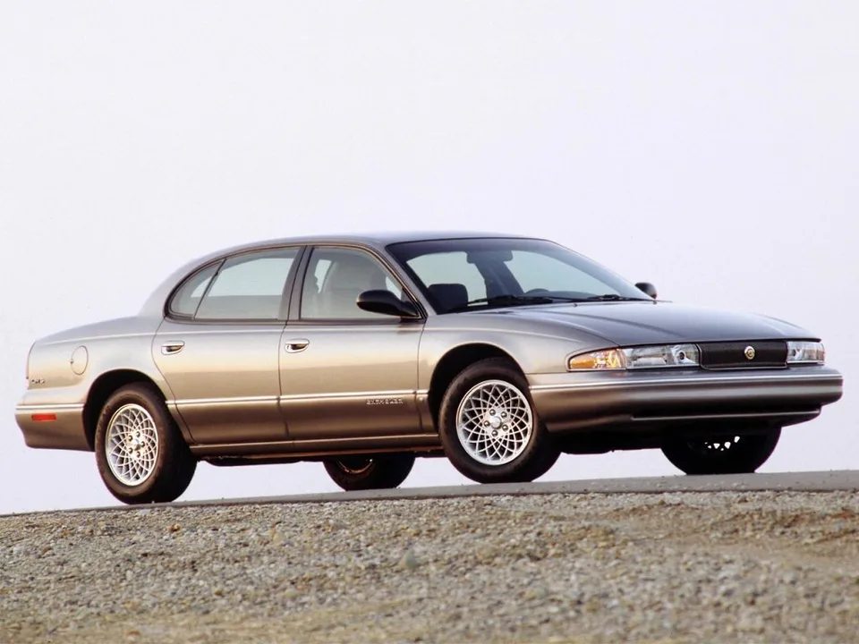 Chrysler LHS, Generation 1, Sedan