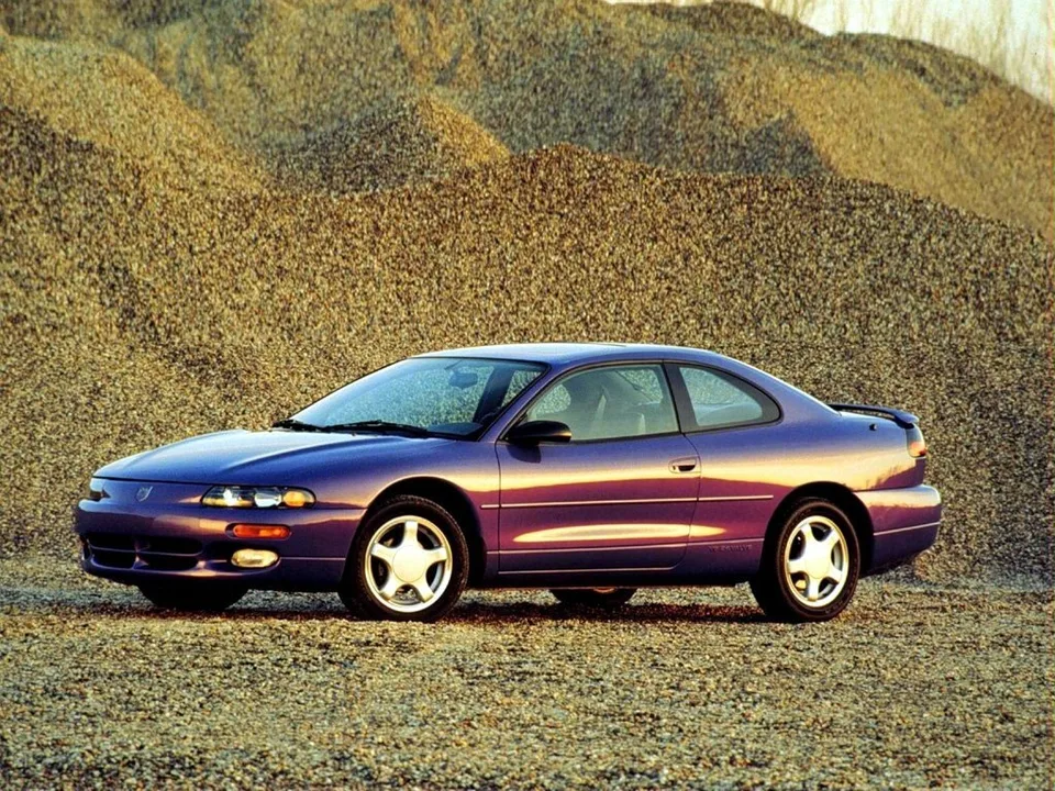 Dodge Avenger, Generation 1, Coupe