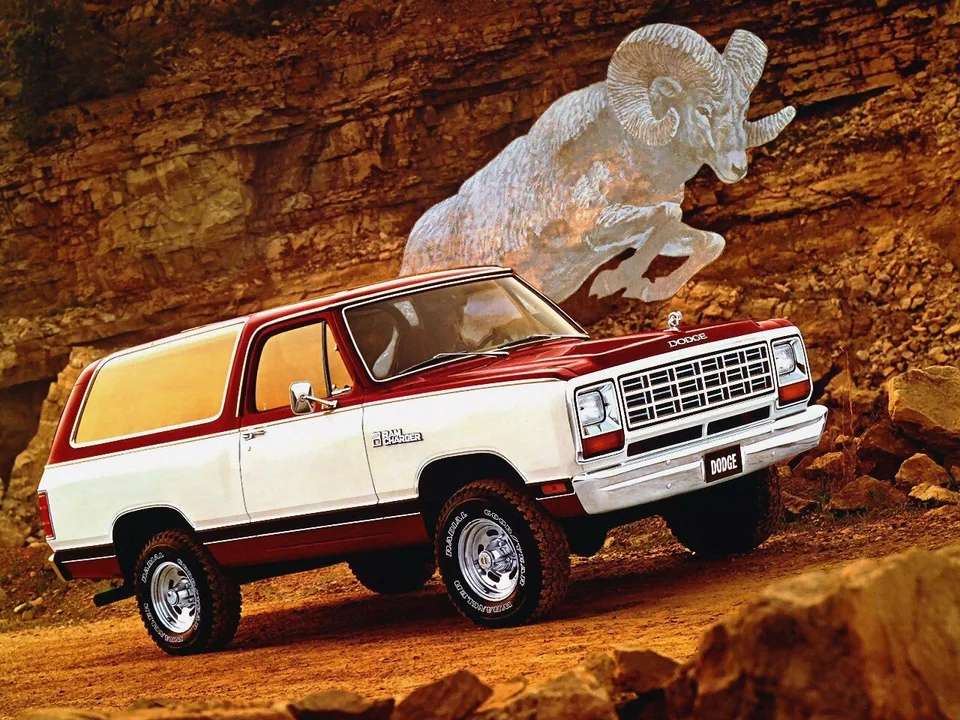 Dodge Ramcharger, Generation 2, 3-door SUV