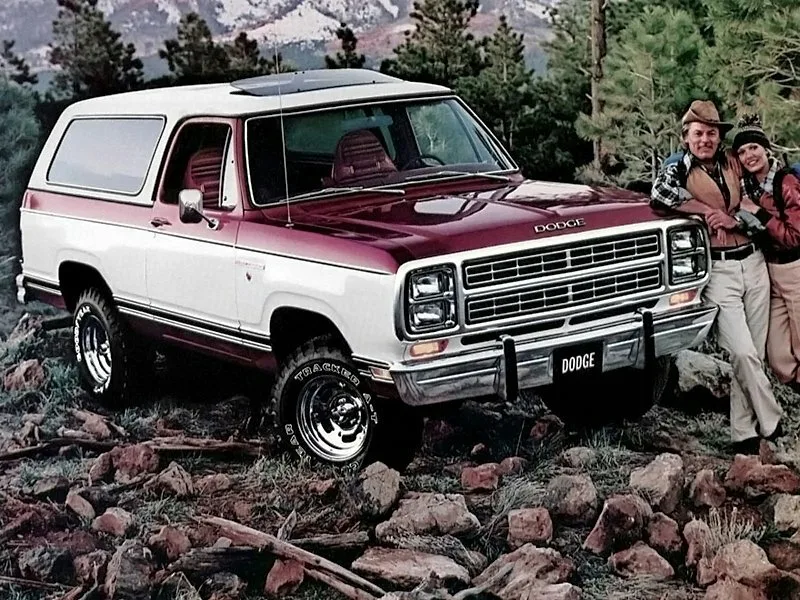 Dodge Ramcharger, Generation 1, 3-door SUV