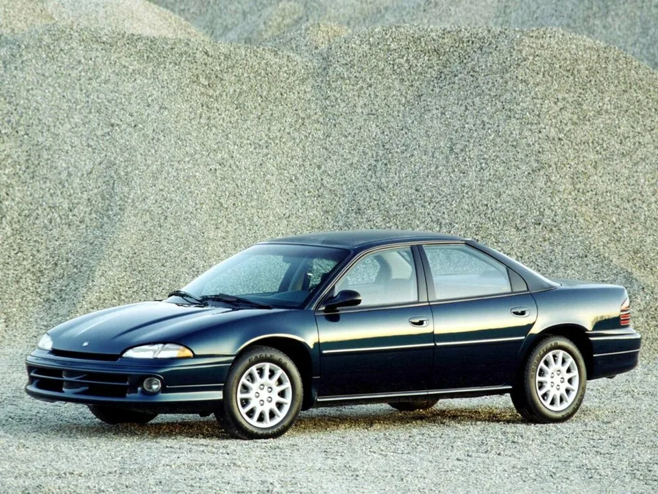 Dodge Intrepid, Generation 1, LH, Sedan